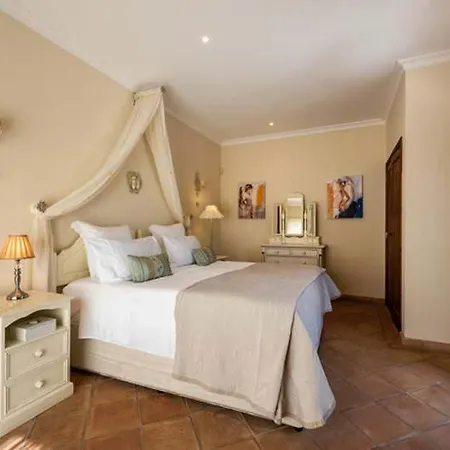 Vila Almancil Sleeps 8 Pool Air Con Wifi T480169