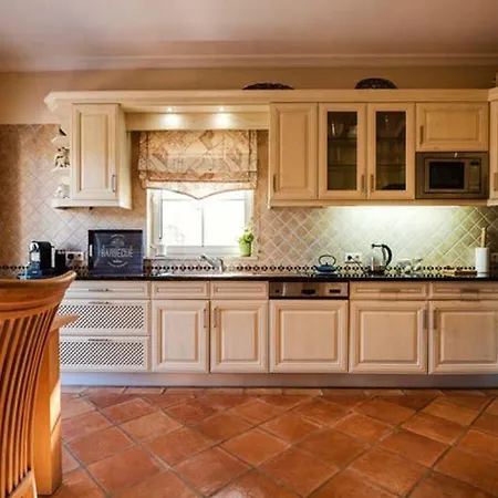 Almancil Sleeps 8 Pool Air Con Wifi T480169 *